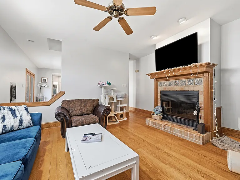 717 Copeland St — Photo 5