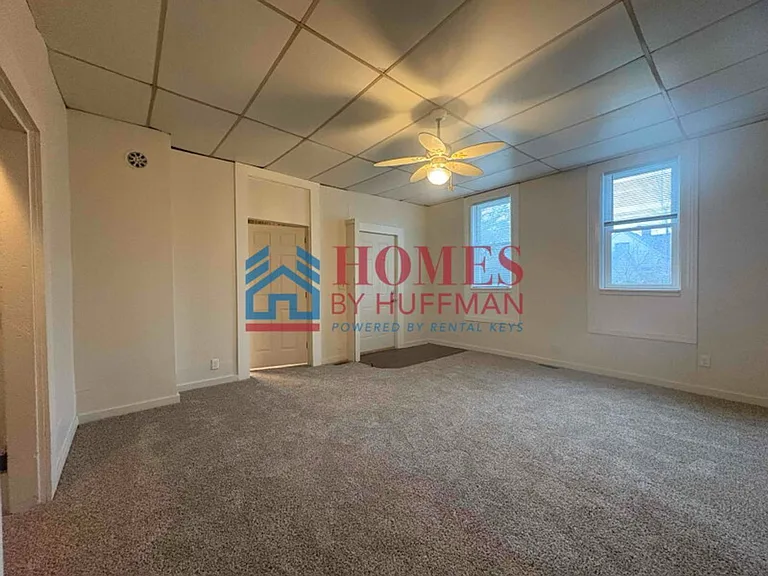 1310 W Delaware St — Photo 4