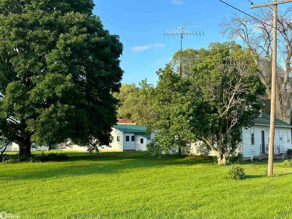 2397 Carl Pl, Corning, IA 50841