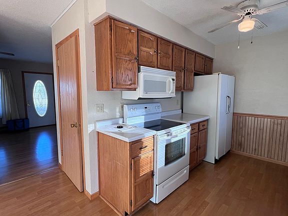 5th image of 424 Ross Ave