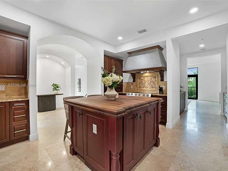 6226 Paradise Point Dr — Photo 46