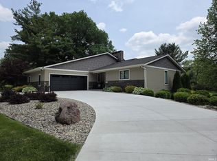 1051 Morningstar Rd, Auburn, IN 46706