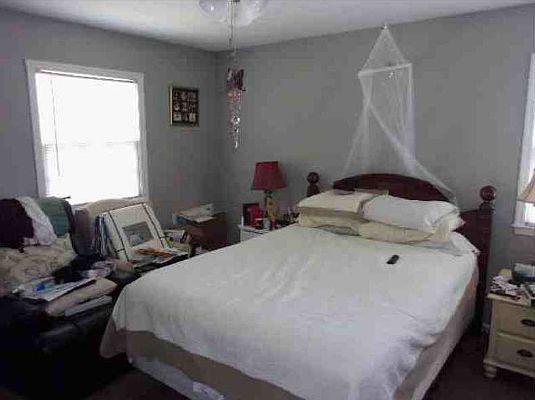 3326 bedroom