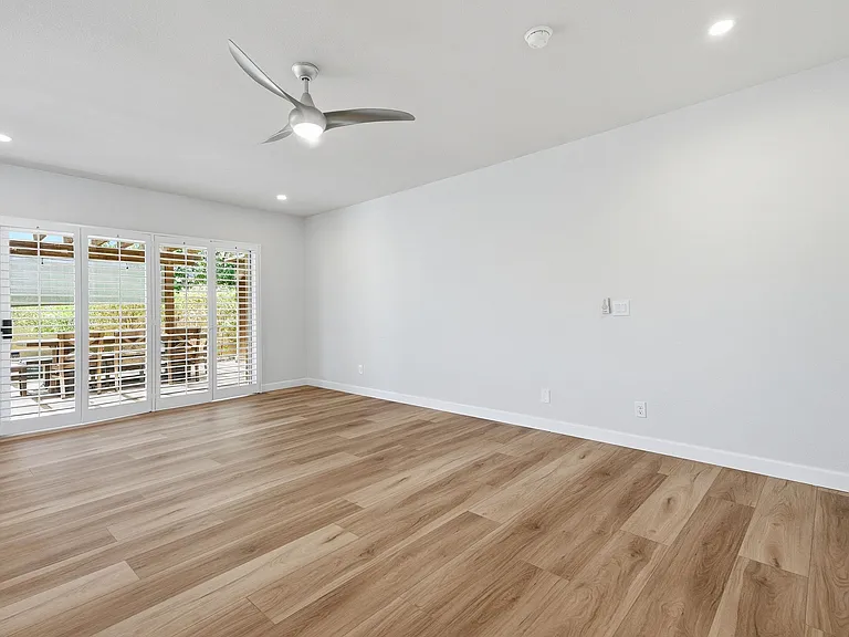 2610 S Fairfield Dr — Photo 12