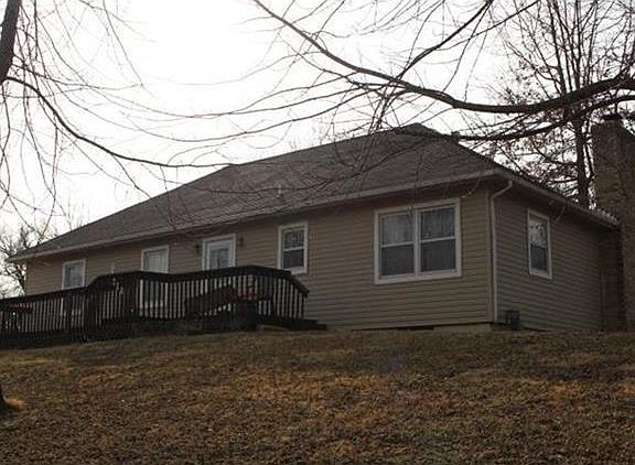 5th image of 721 S Green St