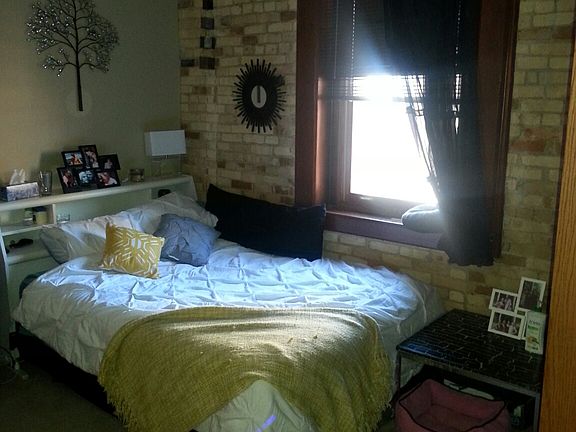 4th image of 100 E Washington St APT 504