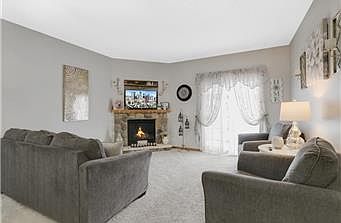 2nd image of 6640 Pine Crest Trl S
