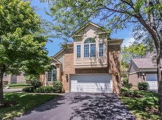 141 Manchester Ct, Buffalo Grove, IL 60089