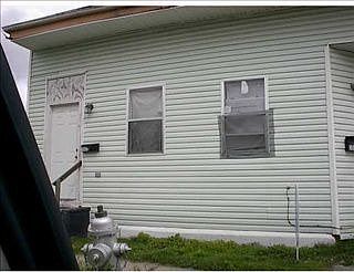 1st image of 3001 Toulouse St