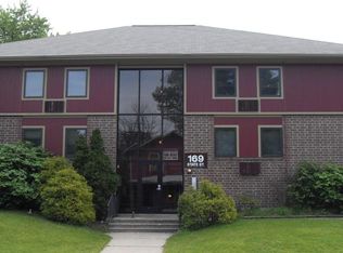 169 State St APT 301, Elkhart, IN 46516