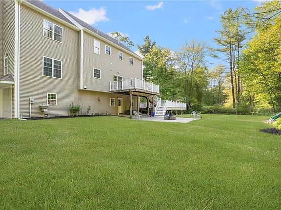 5th image of 625 Cherry Farm Rd