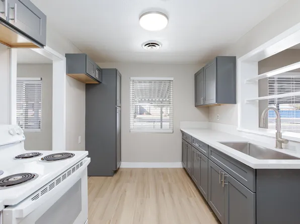 1300 E Nelson Ave, North Las Vegas, NV 89030