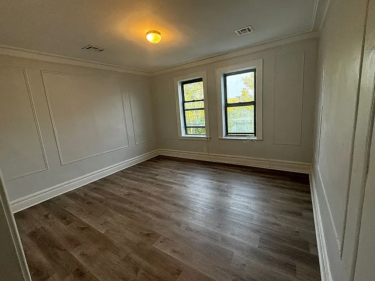 124 Osborne Ter #16 — Photo 2