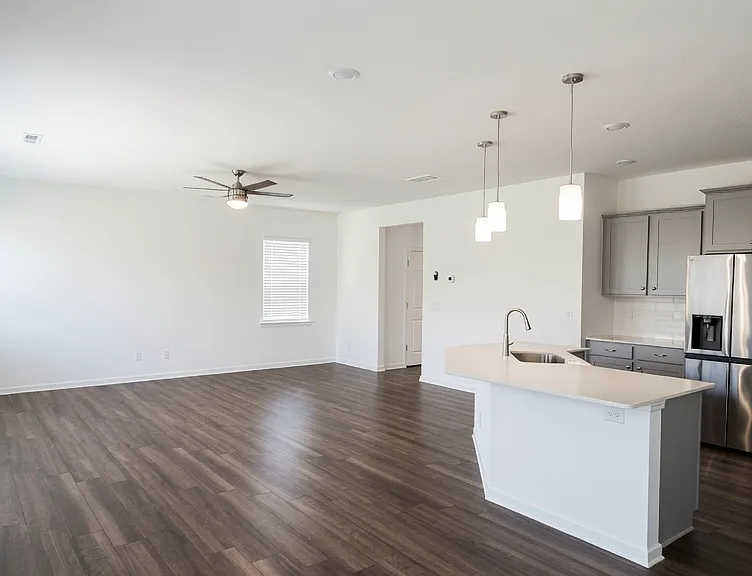 5531 Hydrangea St — Photo 5