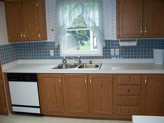 5th image of 2072 W Gueneveres Way
