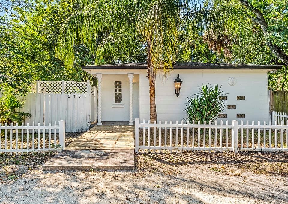 1st image of 2707 E 10TH AVENUE