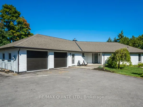 1190 County Road 3 Rd, Prince Edward County, ON K8N 4Z1