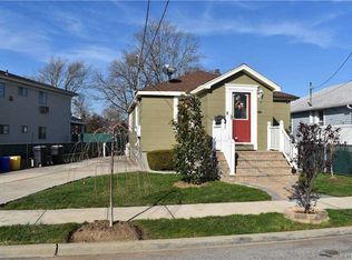 11 Adams St, Baldwin, NY 11510