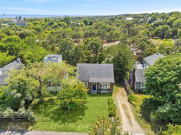2nd image of 16 Beach Ave