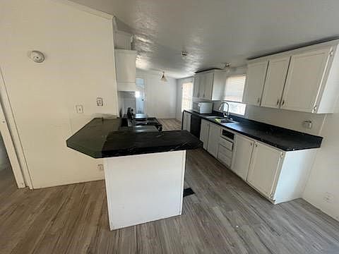 2nd image of 648 Lynch Bend Rd