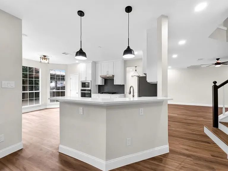 5208 Glen Springs Trl — Photo 17
