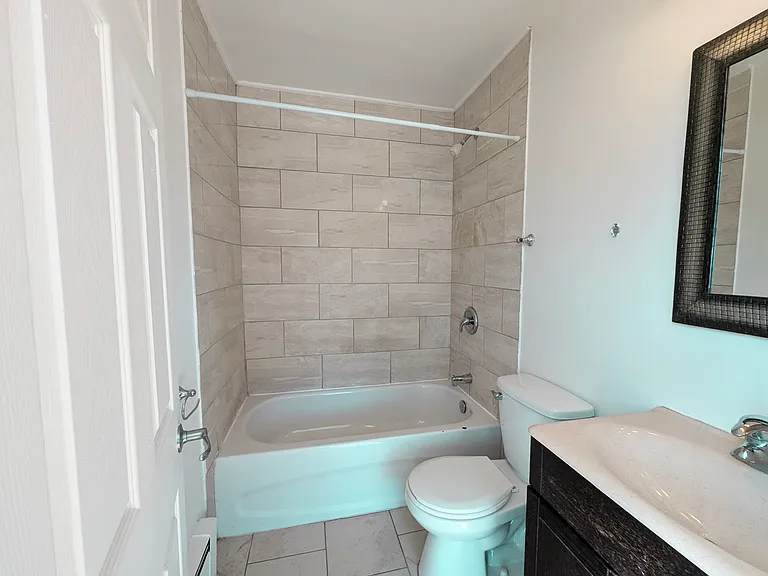 136 Weber St E #9 — Photo 12