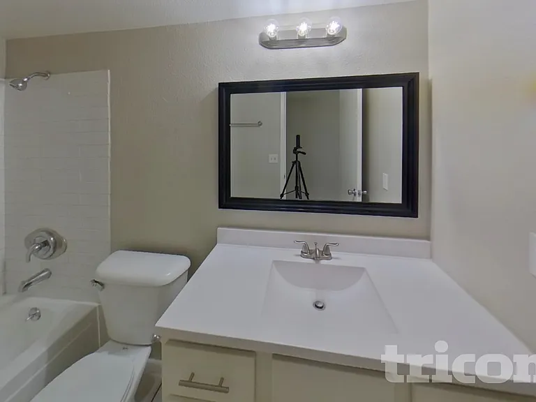 6215 W Garfield St — Photo 14