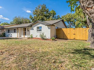 2321 Skylark Dr, Arlington, TX 76010