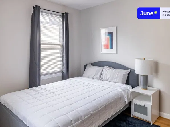 88 Glen St, Somerville, MA