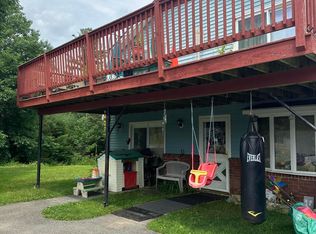 1449 Cross Hill Rd, Vassalboro, ME 04989