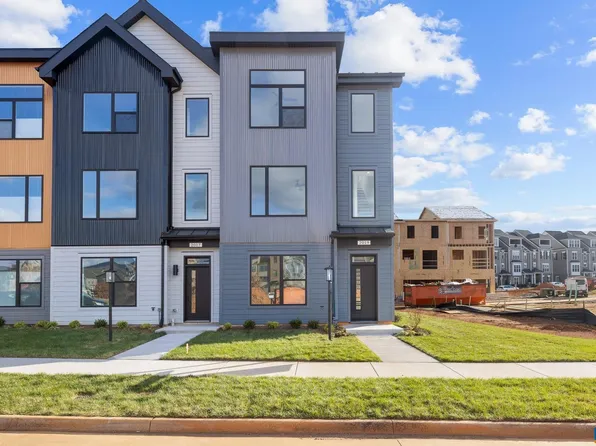 2019 Larkin Ave, Crozet, VA 22932