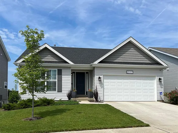 129 Creek Haven Ct, Lake Saint Louis, MO 63367