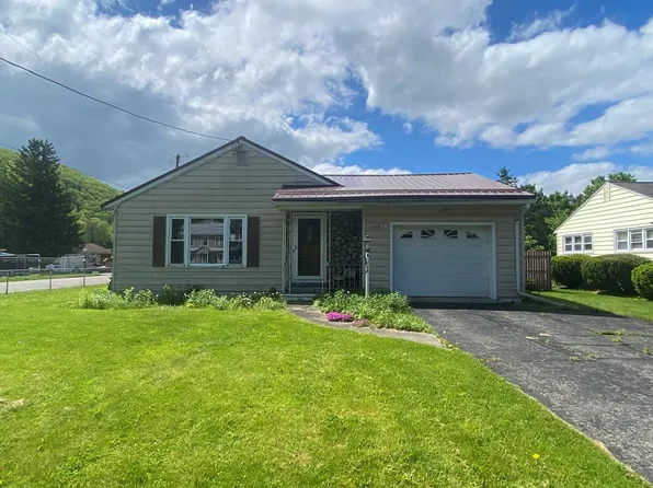 338 E Franklin St, Horseheads, NY 14845