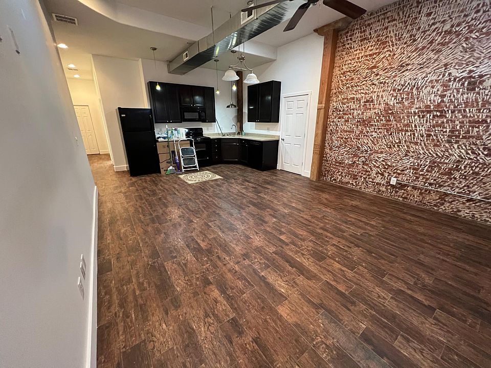 1st image of 1381 N Kalamath St #103