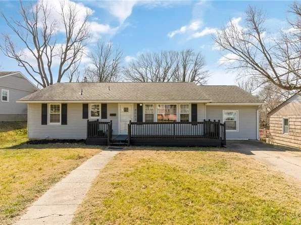 2003 NE 55th St, Kansas City, MO 64118