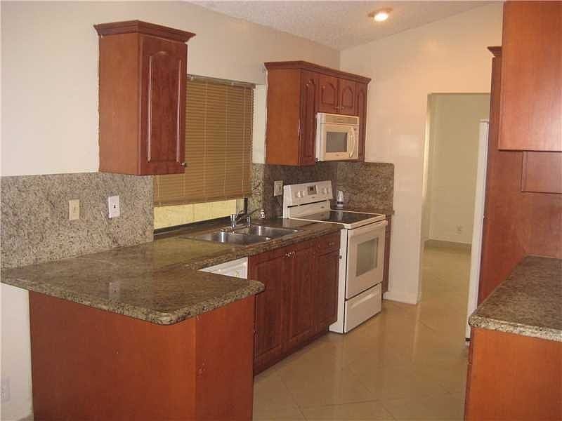 1st image of 1314 SW 82nd Ter