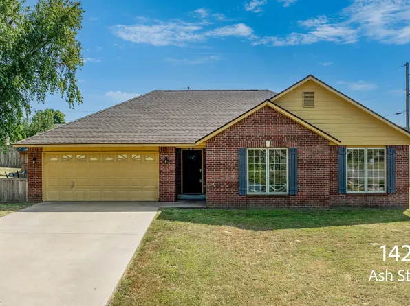1436 Ash St, Grove, OK 74344