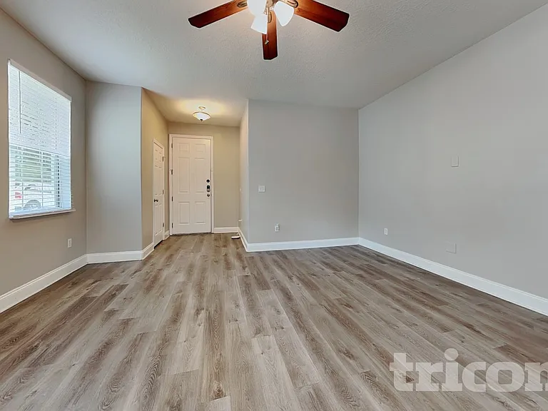 9247 Wellstone Dr — Photo 2