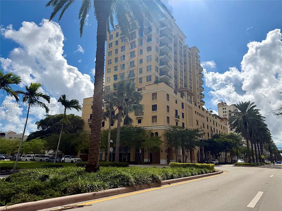 1607 Ponce De Leon Blvd #8D