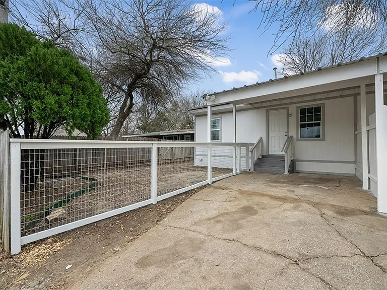 901 Valdez St #A — Photo 16