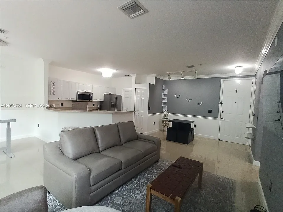 4400 SW 160th Ave #1025
