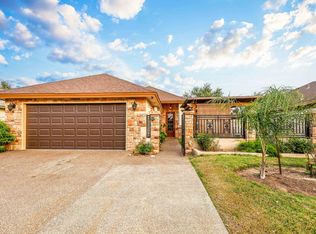 10115 Truchas Rd, Laredo, TX 78045