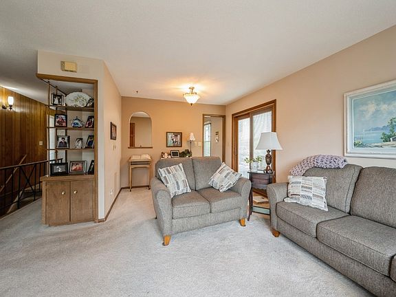 5th image of 249 Brentwood Dr NE