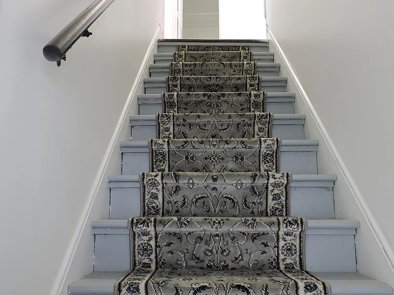 637 Wealthy St SE — Photo 26
