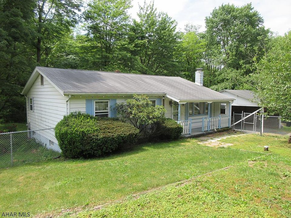 1st image of 746 N Douglass Ln