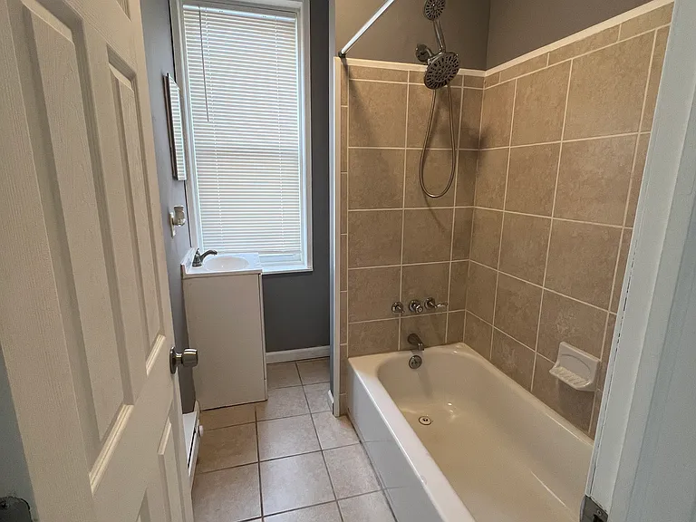 721 McIlvain St — Photo 5