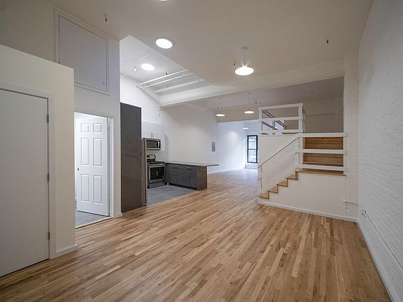 5th image of 259 Lexington Ave #A