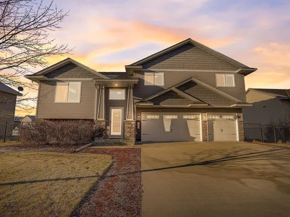 1605 Pinecone Ln, Mayer, MN 55360