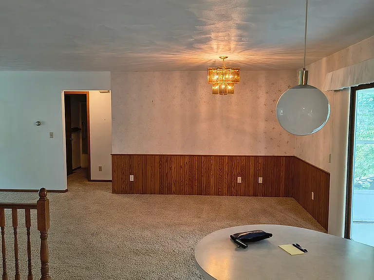 305 W Meyer Pl #A — Photo 3