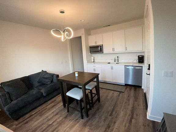3rd image of 30761 Foxhollow Dr
